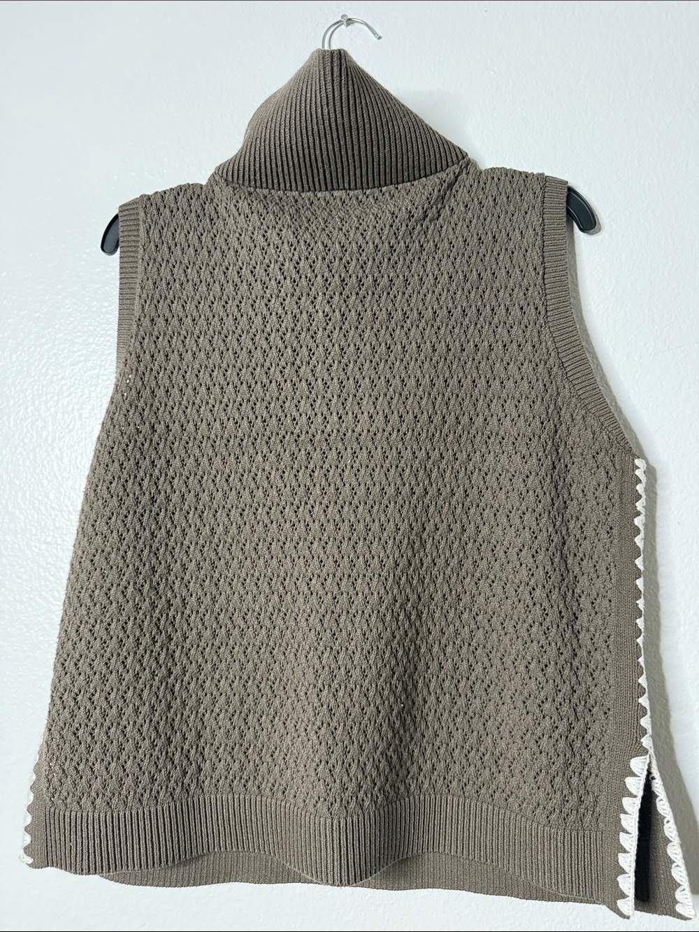 Lou & Grey Taupe Gray Pointelle Knit Half-Zip Sleeveless Sweater Top - Picture 10 of 12
